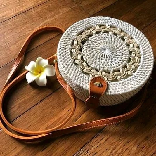 Tas pantai model Bulat